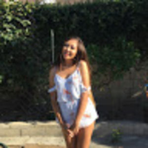 Meet your Posher, Lena